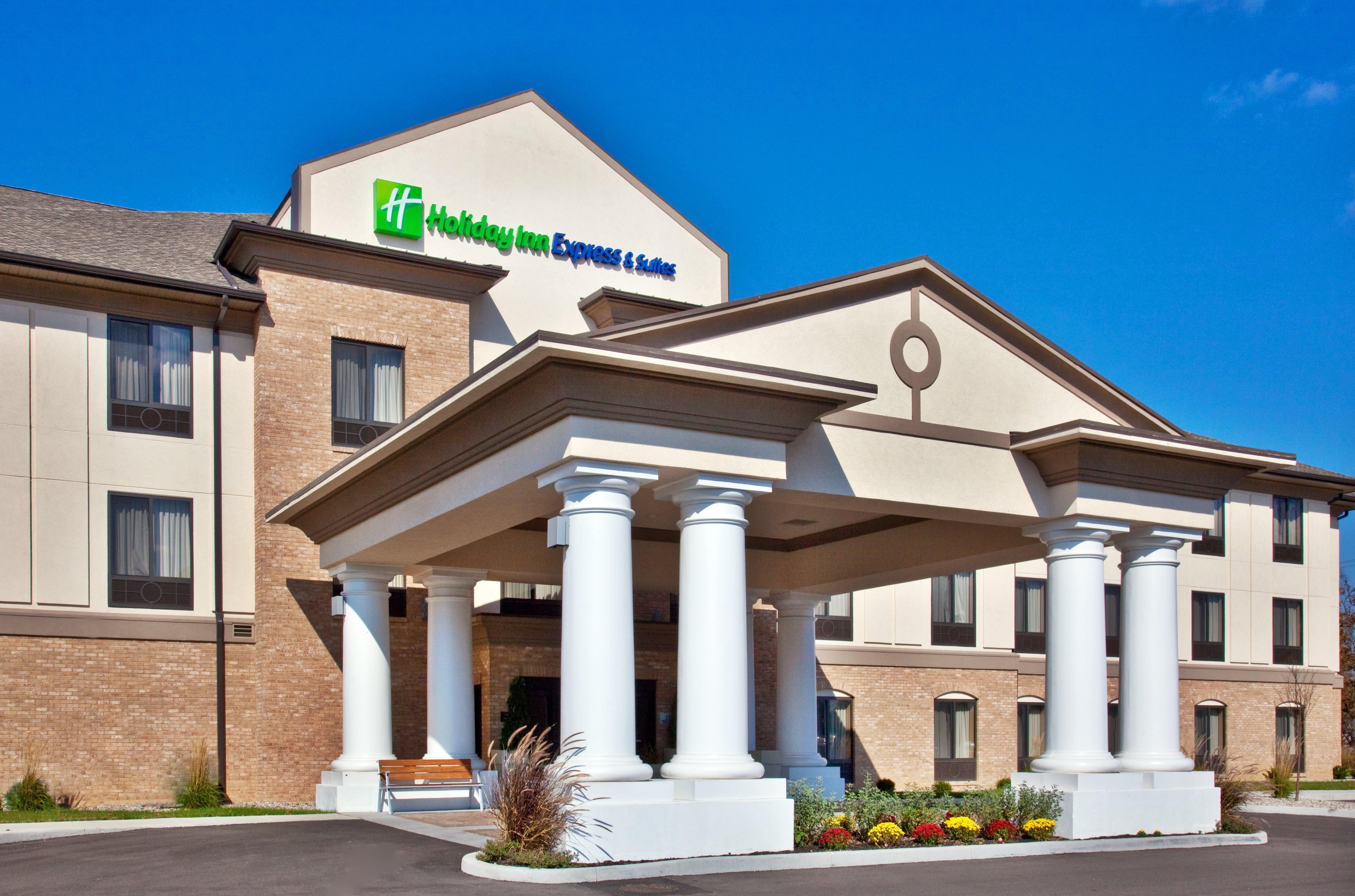 Holiday Inn Express Hotel & Suites Crawfordsville By Ihg Екстериор снимка