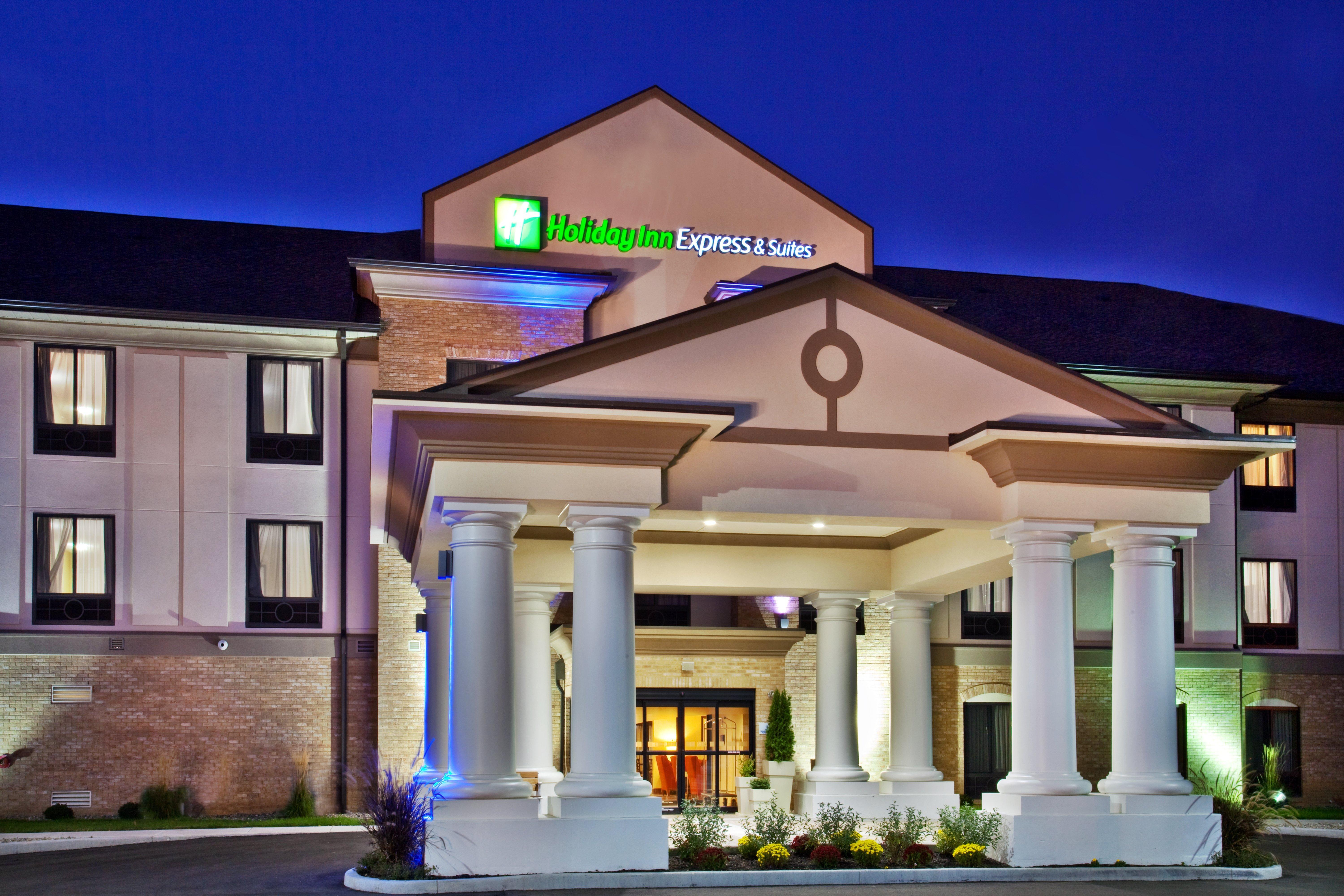 Holiday Inn Express Hotel & Suites Crawfordsville By Ihg Екстериор снимка