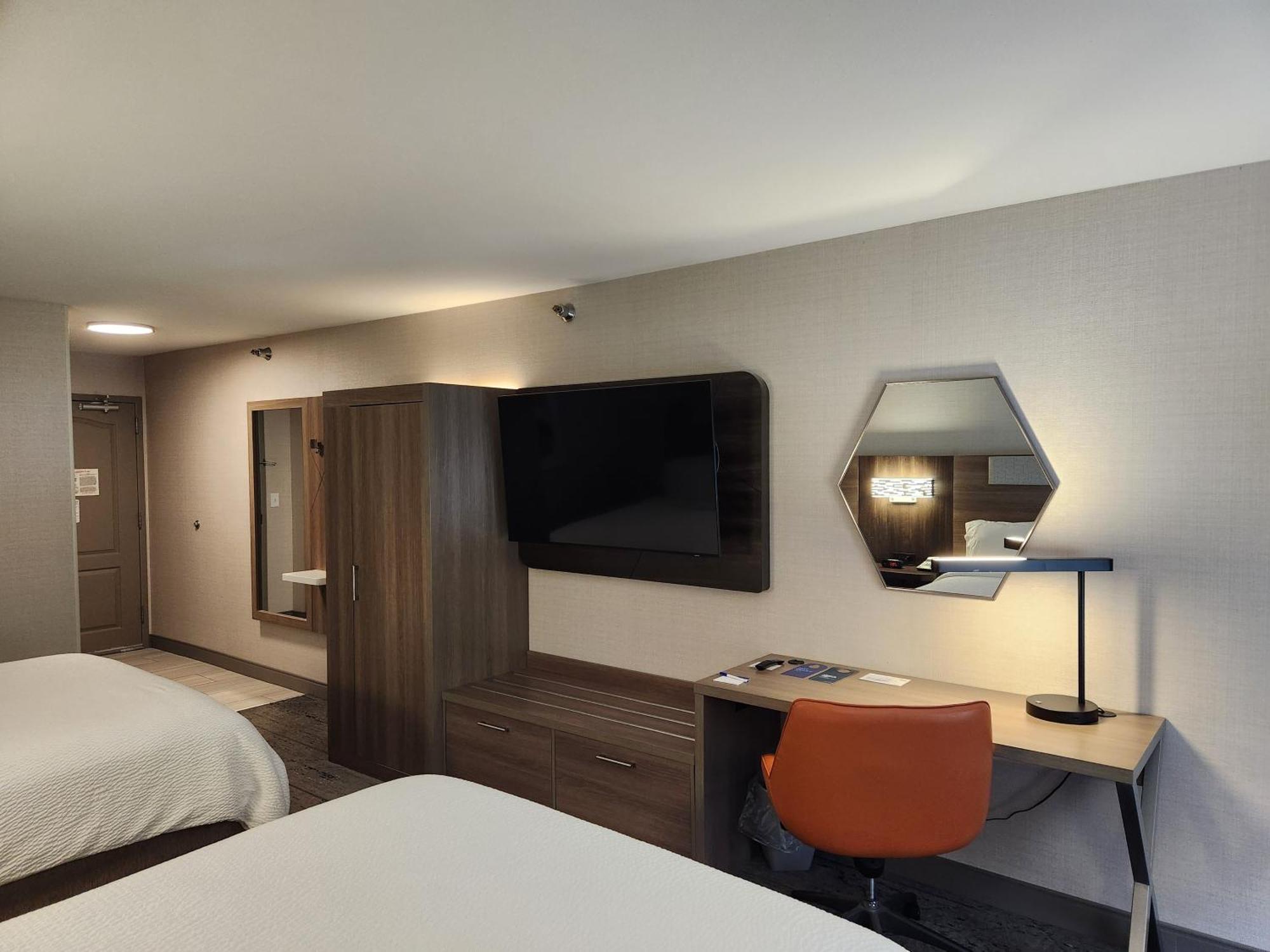 Holiday Inn Express Hotel & Suites Crawfordsville By Ihg Екстериор снимка