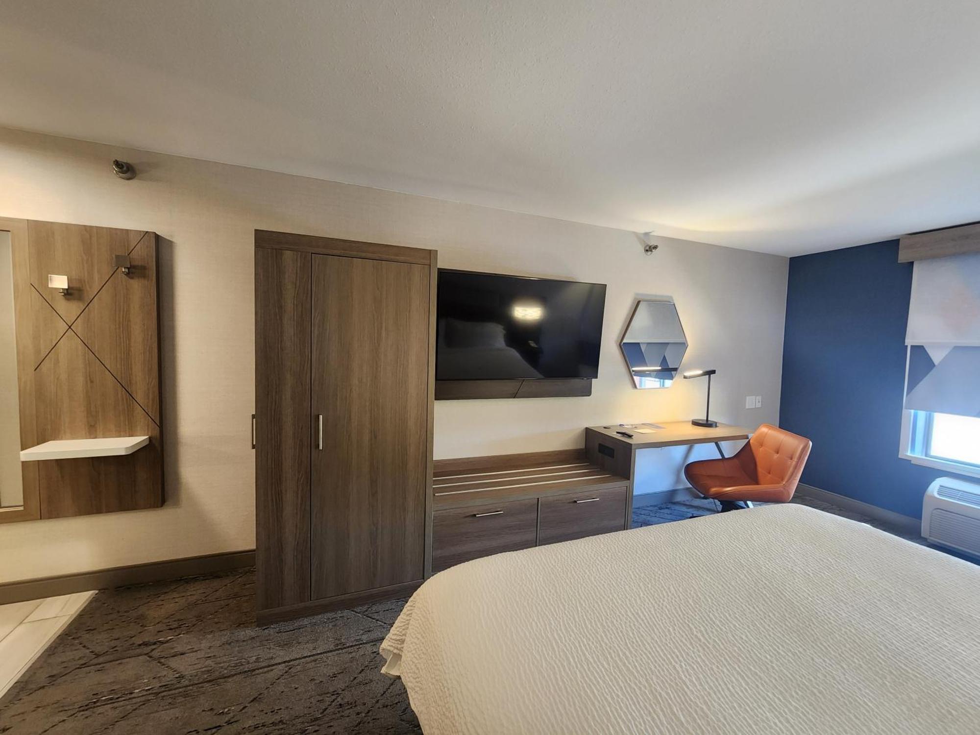 Holiday Inn Express Hotel & Suites Crawfordsville By Ihg Екстериор снимка