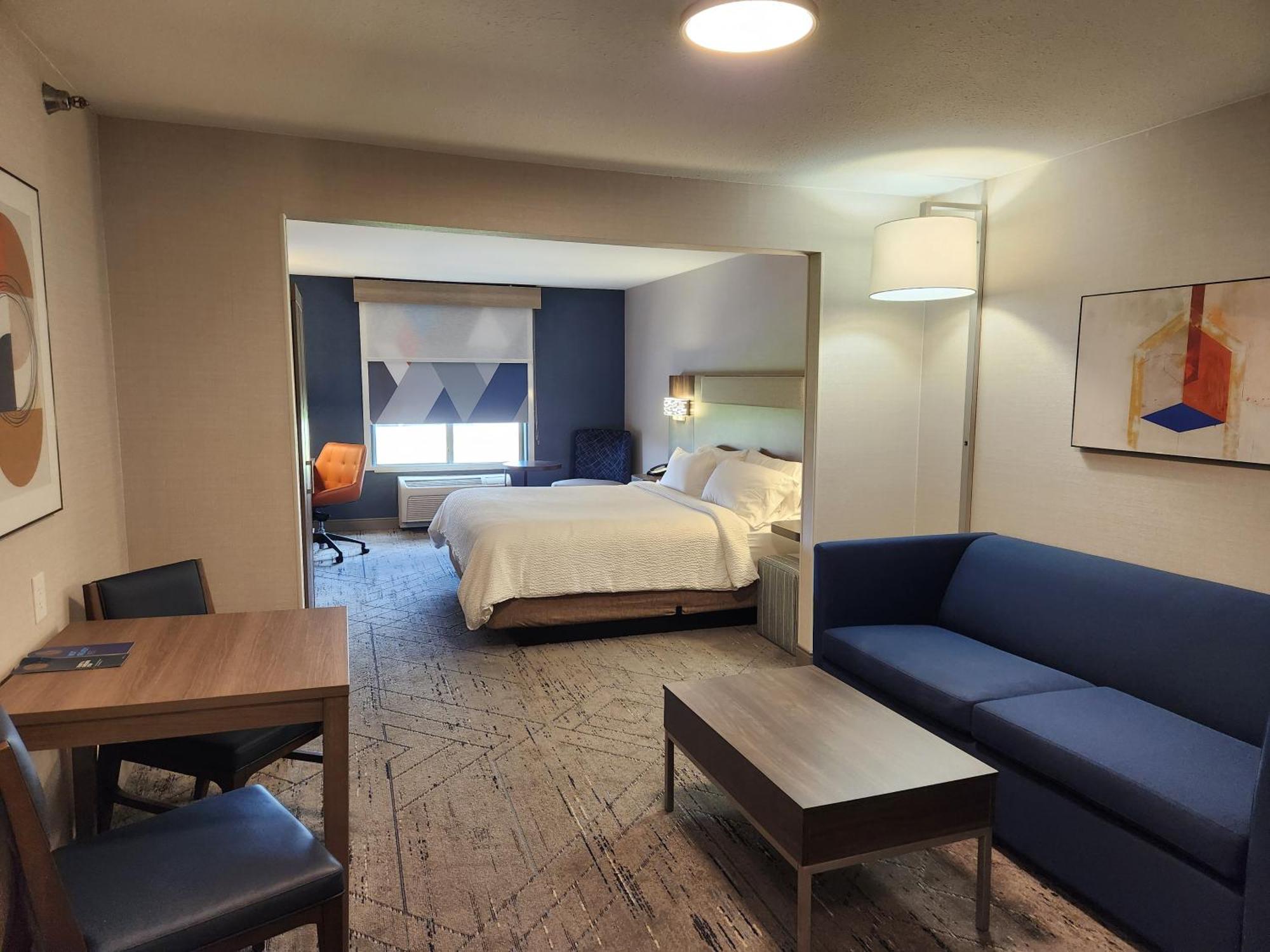 Holiday Inn Express Hotel & Suites Crawfordsville By Ihg Екстериор снимка