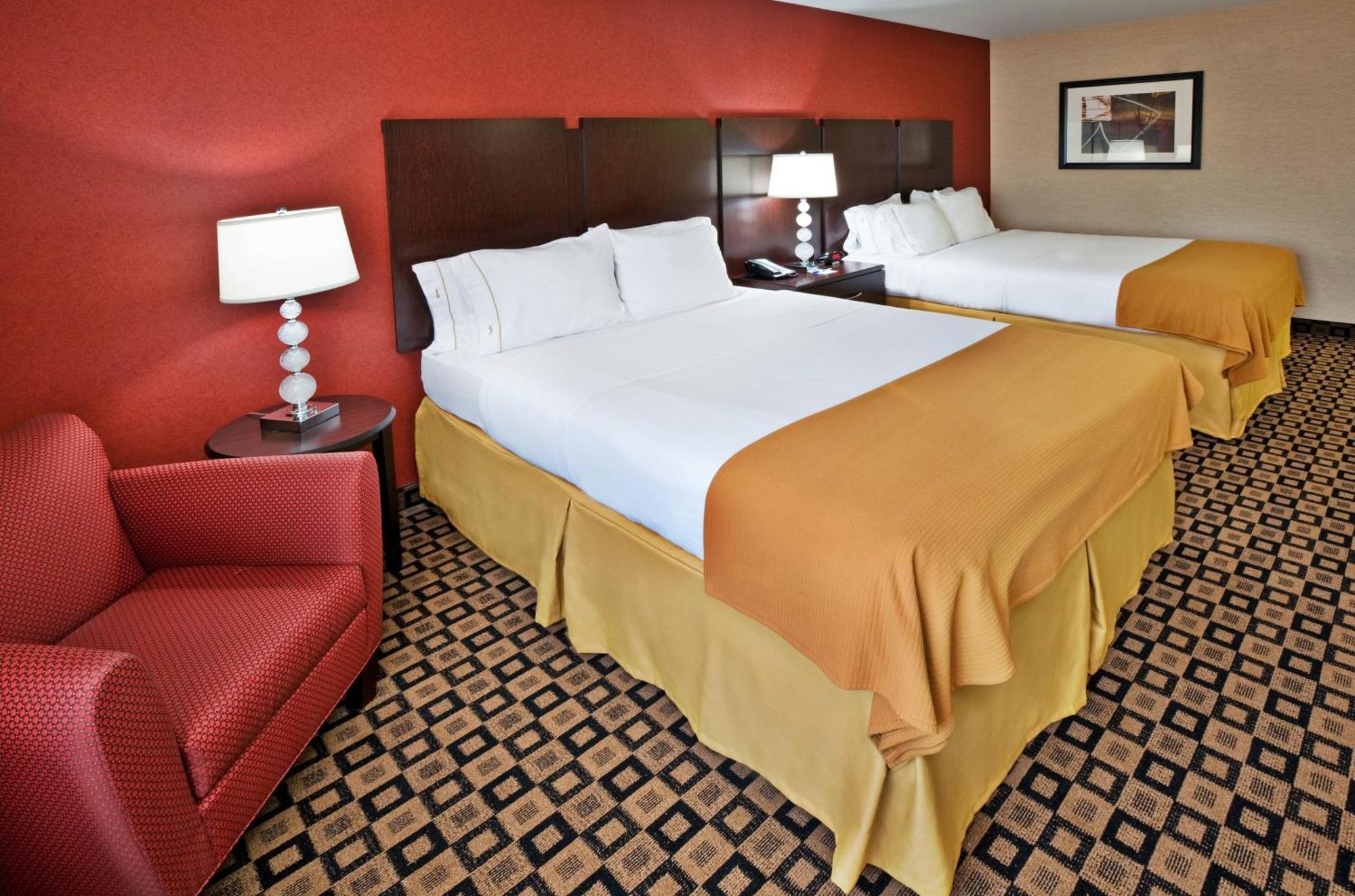 Holiday Inn Express Hotel & Suites Crawfordsville By Ihg Екстериор снимка