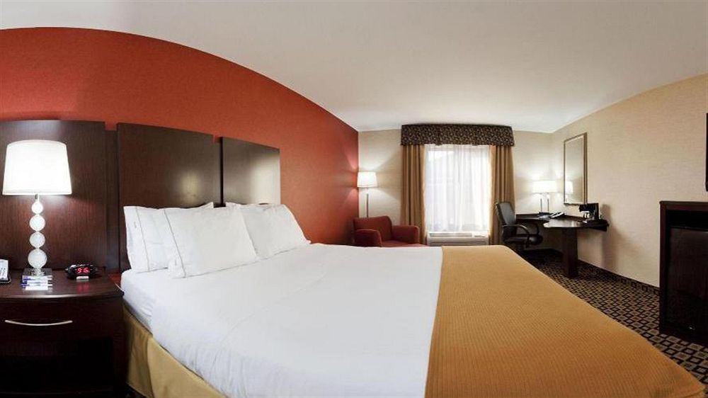 Holiday Inn Express Hotel & Suites Crawfordsville By Ihg Екстериор снимка